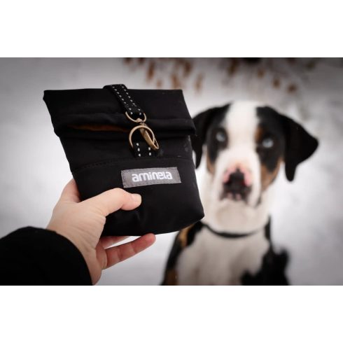 Aminela jutalomfalat tartó rózsaszín